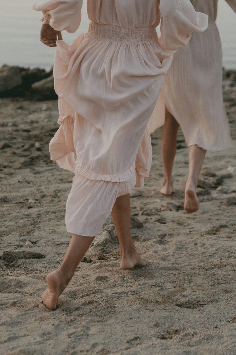 Jo Bealey EMDR Therapy Running on Beach Image