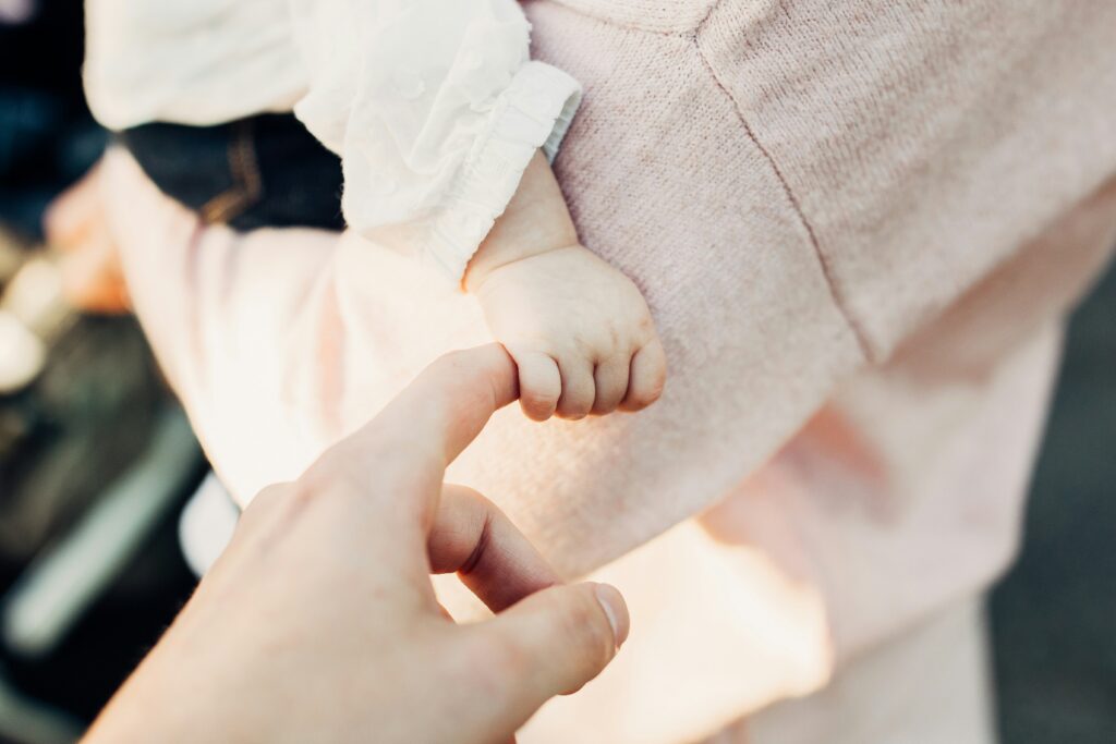 The Essential Guide For Parents: Understanding Your Baby's and Child's Attachment Needs